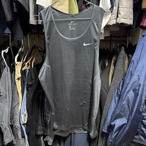 Used Nike Men’s Charcoal Dri-FIT Tank Top